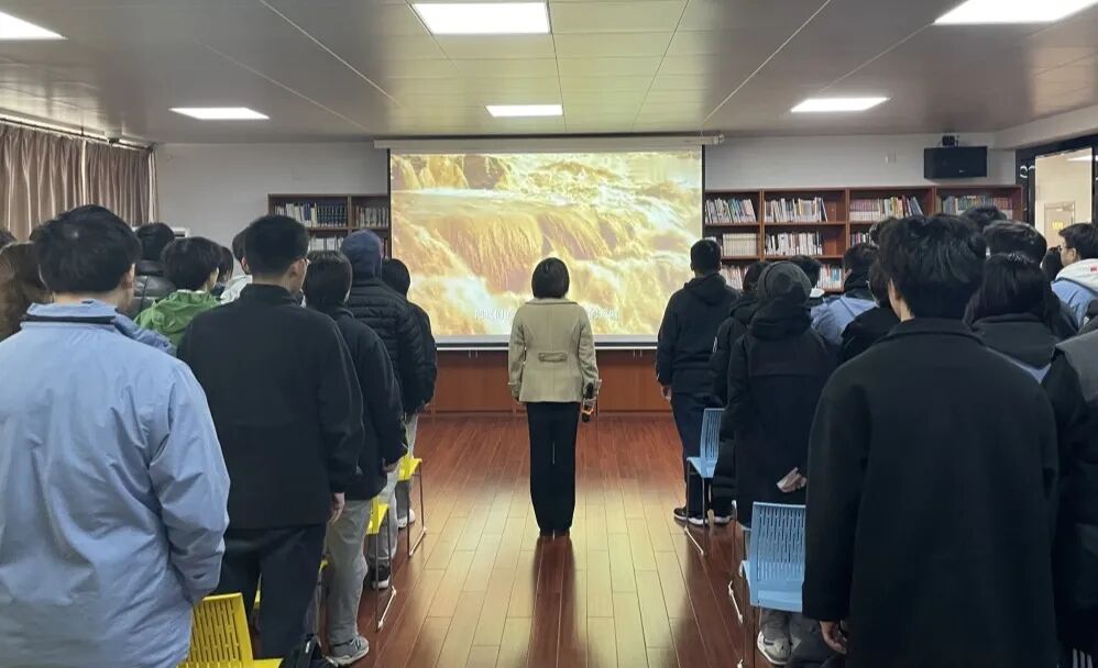 上实剑桥 | A1年级学生大会：立...